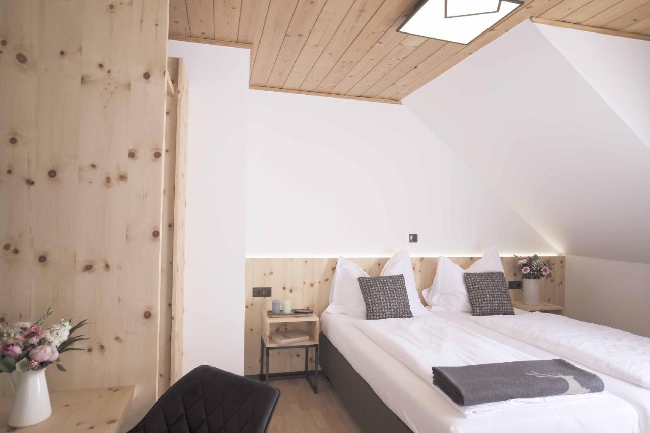 Landhof Lazarus Hotel Mooskirchen Eksteriør billede