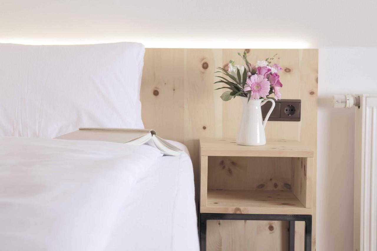 Landhof Lazarus Hotel Mooskirchen Eksteriør billede