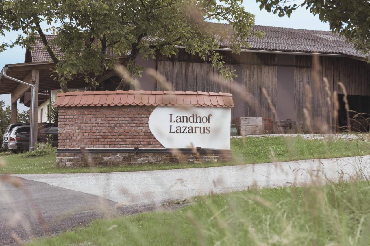 Landhof Lazarus Hotel Mooskirchen Eksteriør billede